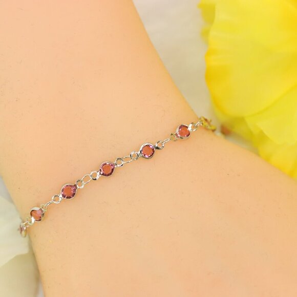 Minimalist Bracelet, Sleek & Modern Design, Women’s Fashion, YC110484-B - Picture 4 of 10